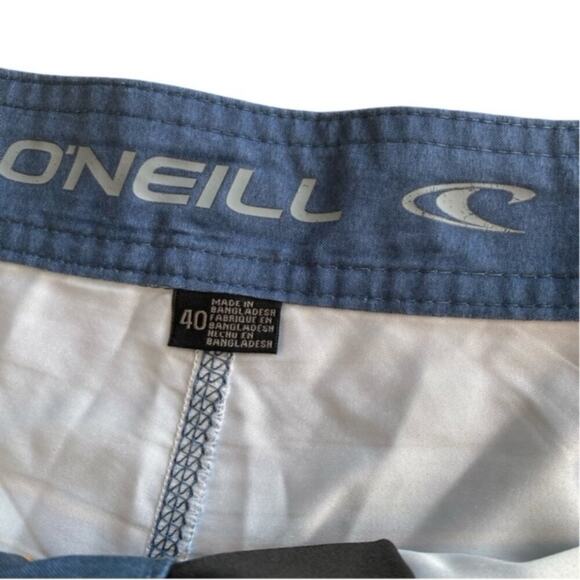 O'Neill Blue and Orange Flat front Board Shorts - Size 40 - Picture 3 of 4